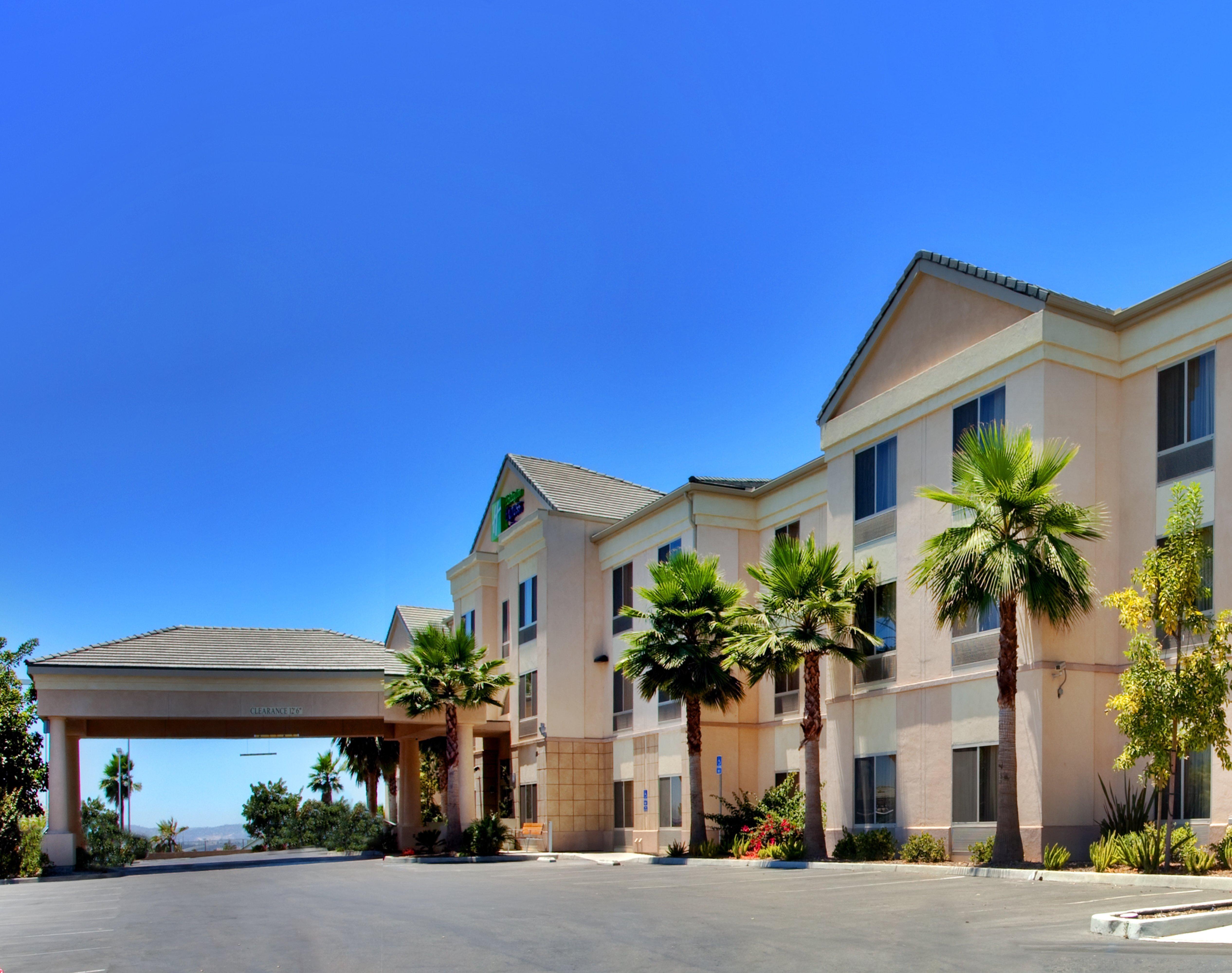 Holiday Inn Express San Diego - Otay Mesa, An Ihg Hotel Exterior photo