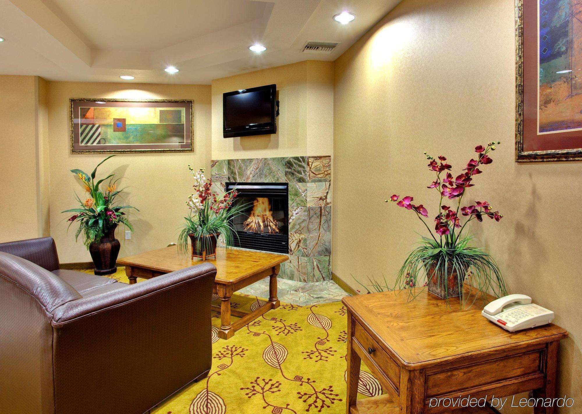 Holiday Inn Express San Diego - Otay Mesa, An Ihg Hotel Interior photo